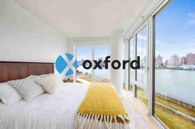 10 Halletts Pt - Photo 3 of 16