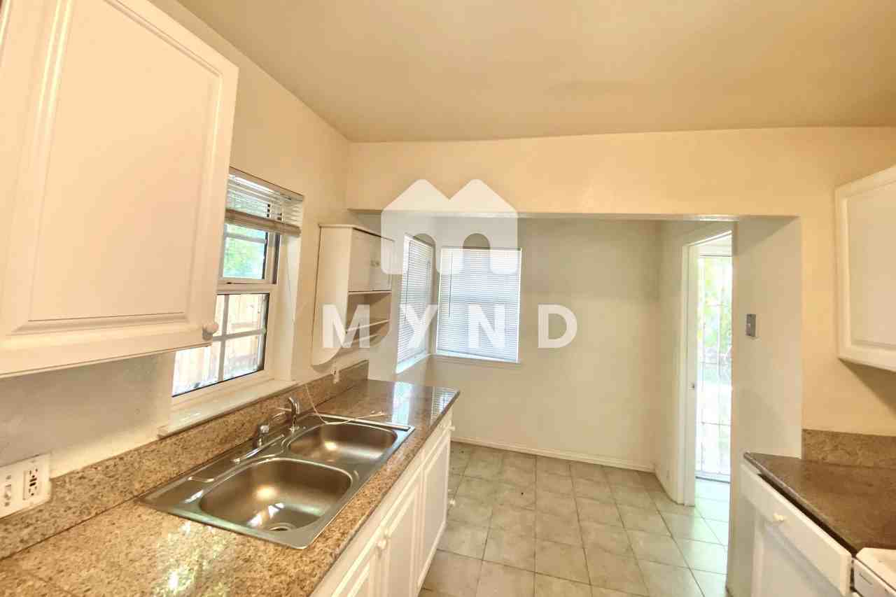 3960 17th Ave - Photo 3 of 14