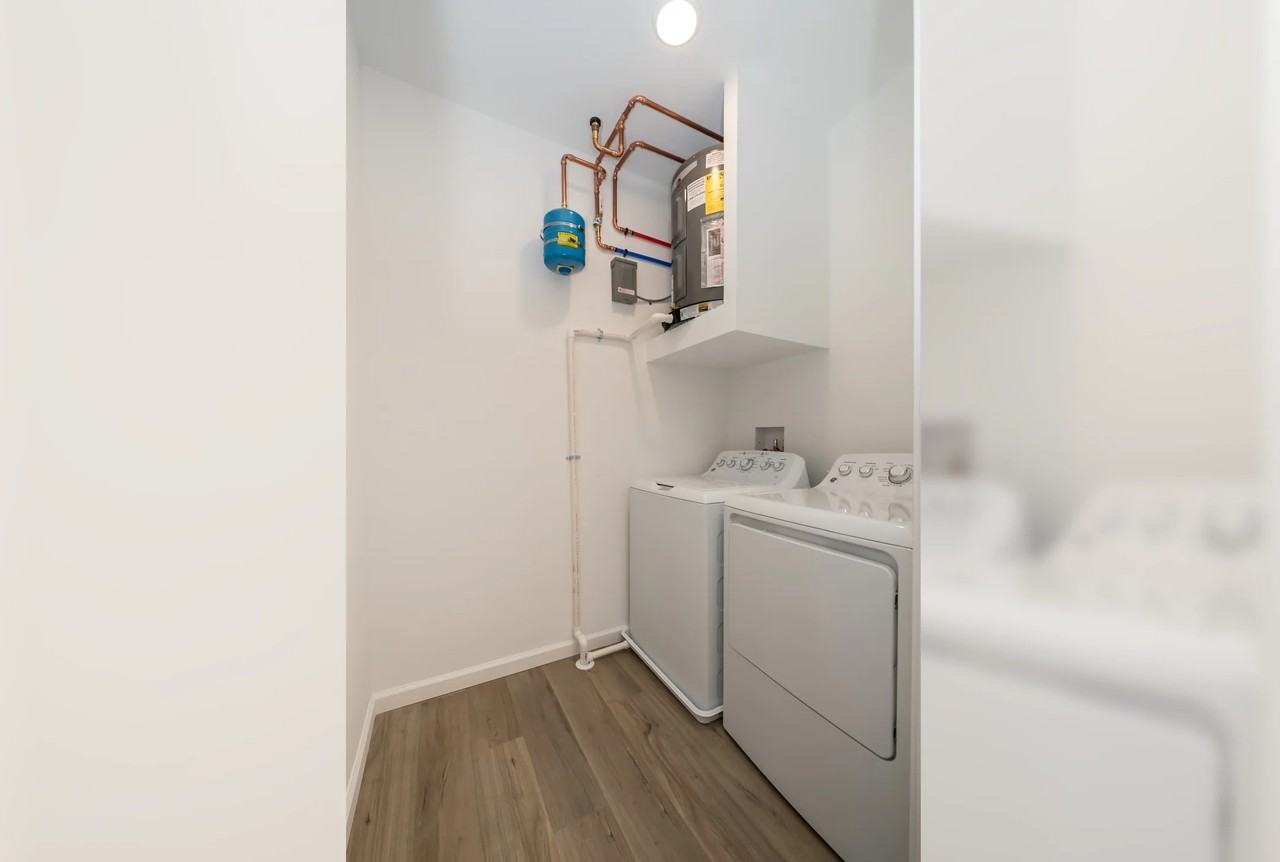 10909 Olive Blvd - Photo 2 of 28