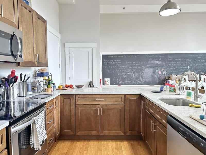 155 Ararat St - Photo 7 of 13