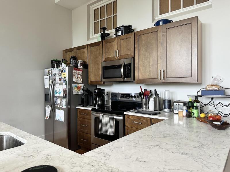 155 Ararat St - Photo 2 of 13