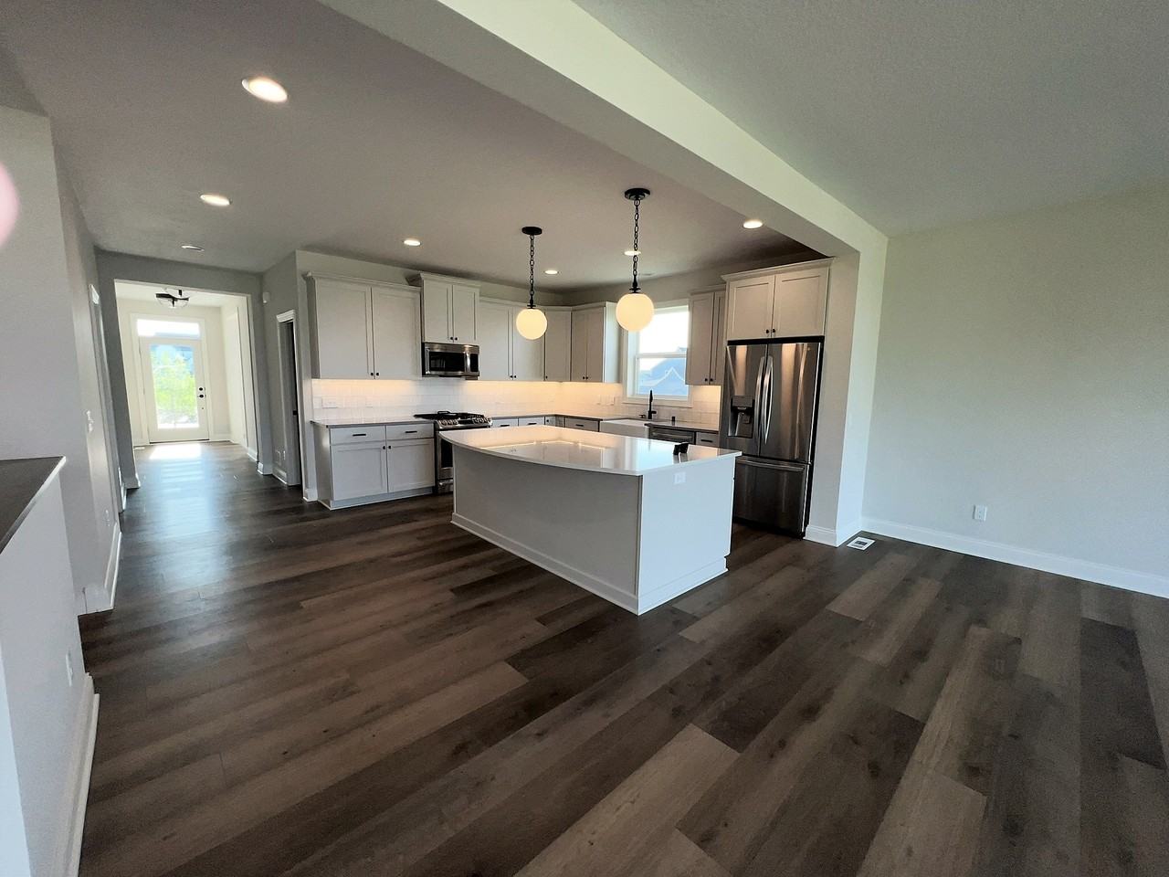 4177 Gable Ln - Photo 6 of 27