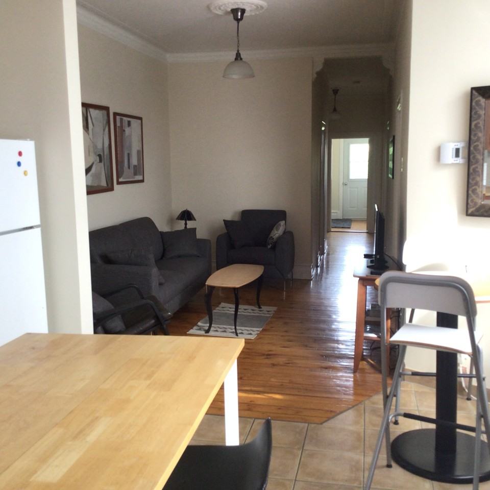 1898 Rue Masson - Photo 3 of 18