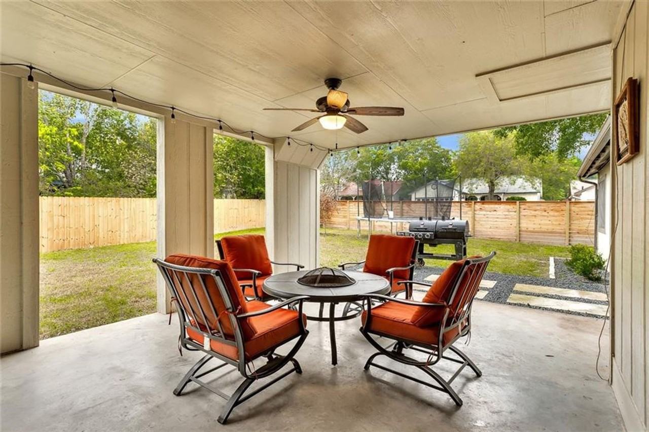 8900 Linton Dr - Photo 3 of 19