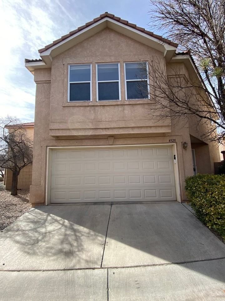 4328 Altura Vista Ln Ne - Photo 2 of 50