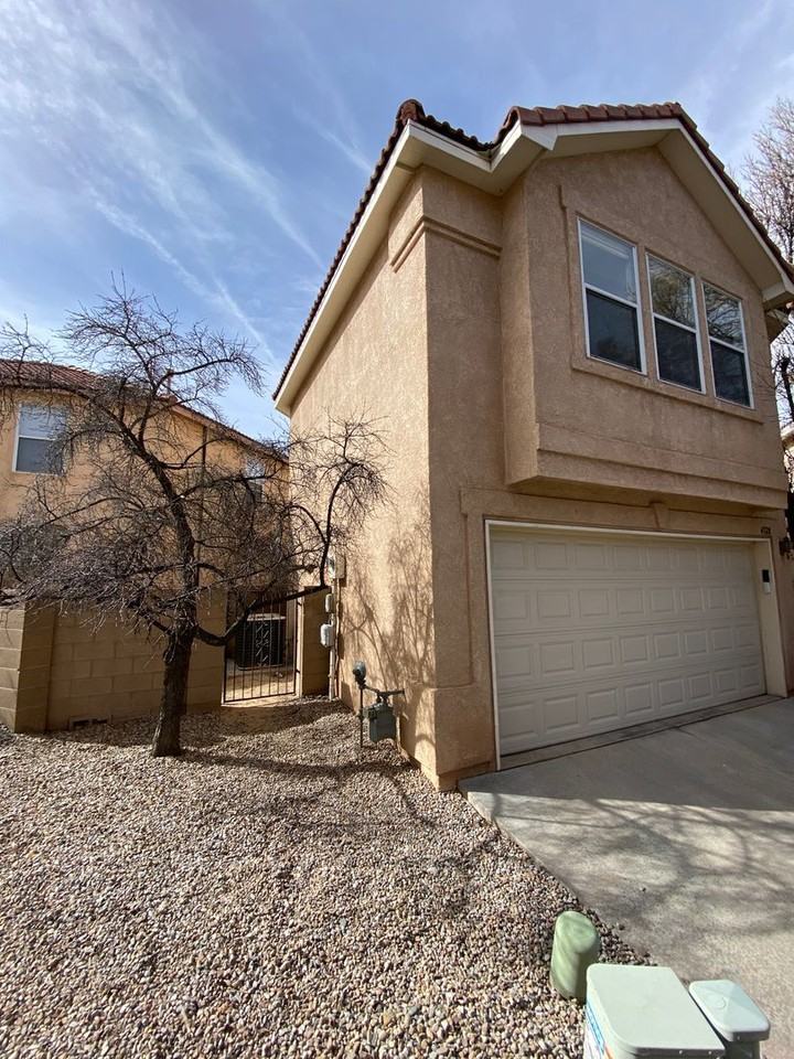 4328 Altura Vista Ln Ne - Photo 3 of 50
