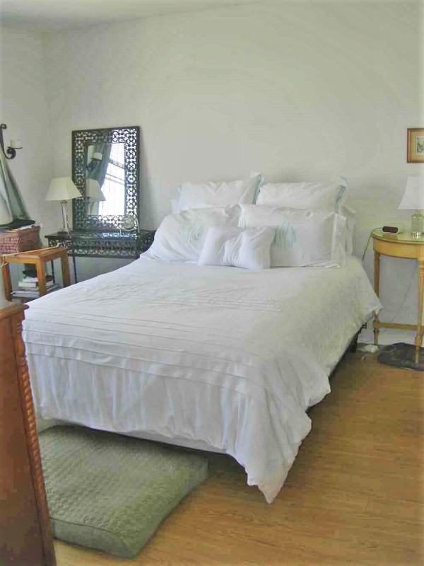 108 N Hayworth Ave - Photo 7 of 21