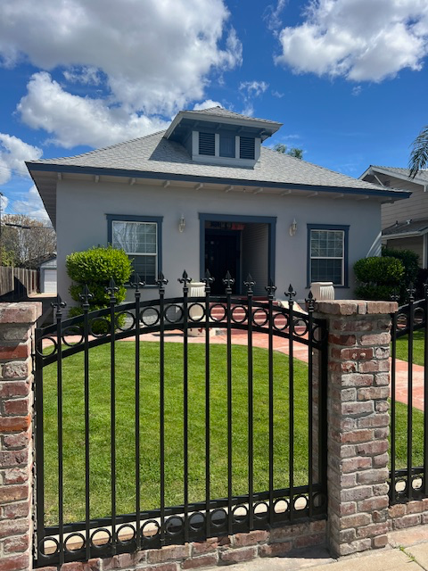 814 N Van Ness Ave - Photo 2 of 13