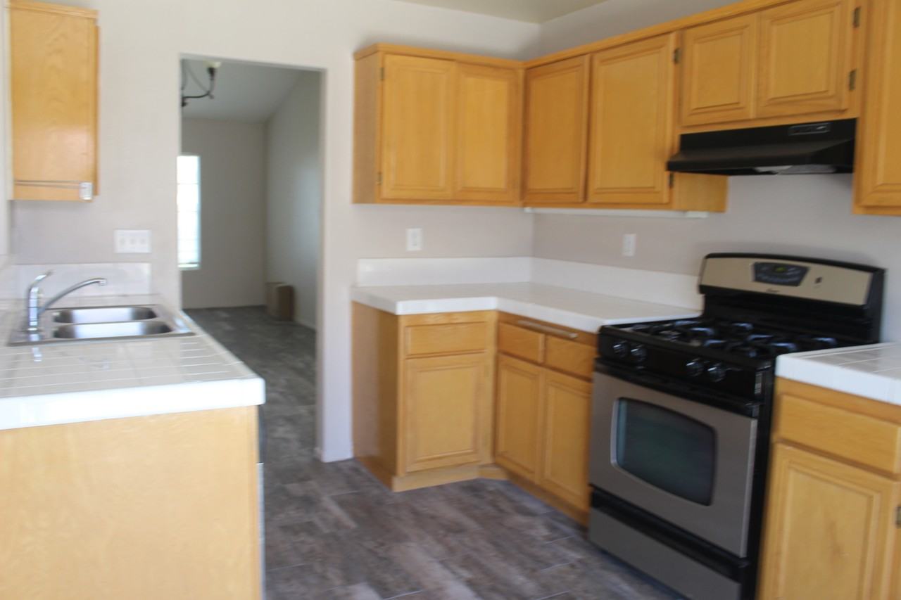 3365 Summer Breeze Ave #3365 - Photo 5 of 9