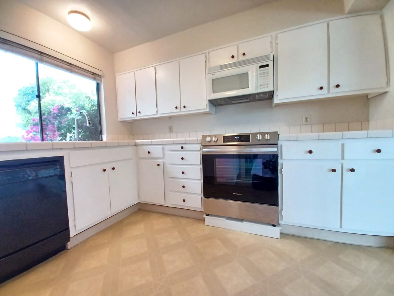 6612 Folklore Ct #NA - Photo 3 of 16