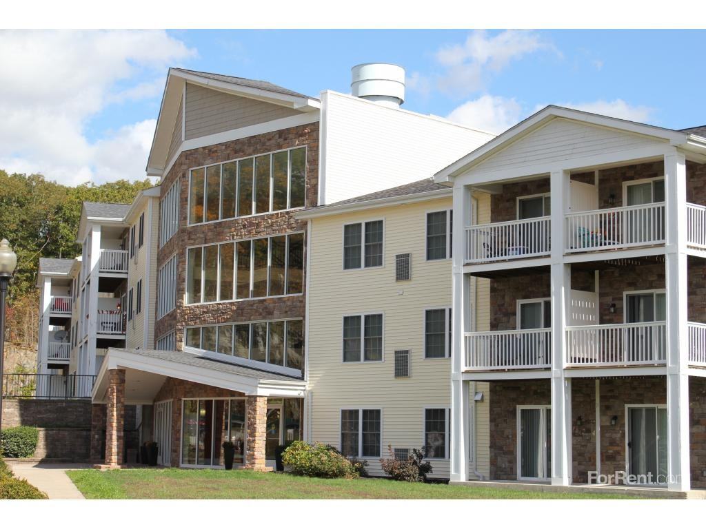 Stonington Estates Apartments - Photo 2 of 20