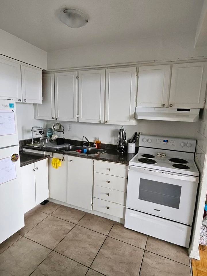 1440 Lawrence Ave W - Photo 2 of 8