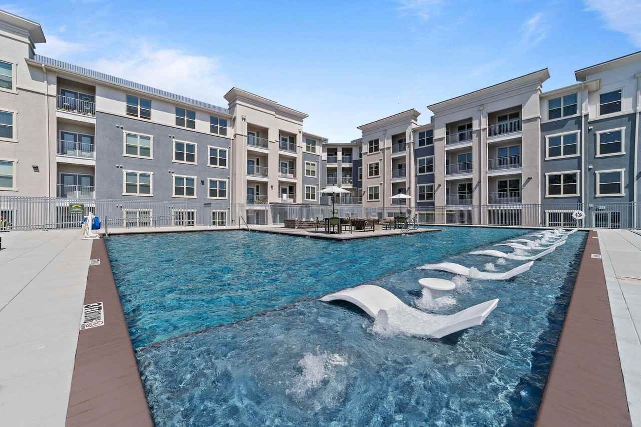 E Main St #3818C - Photo 4 of 23