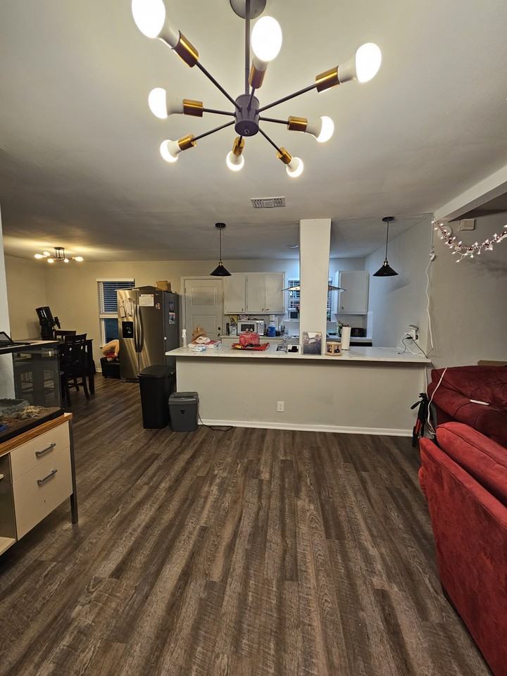 703 Mockingbird Ln #NA - Photo 5 of 10