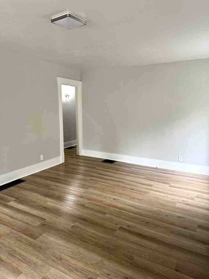 1513 W Forest Ave #NA - Photo 3 of 4