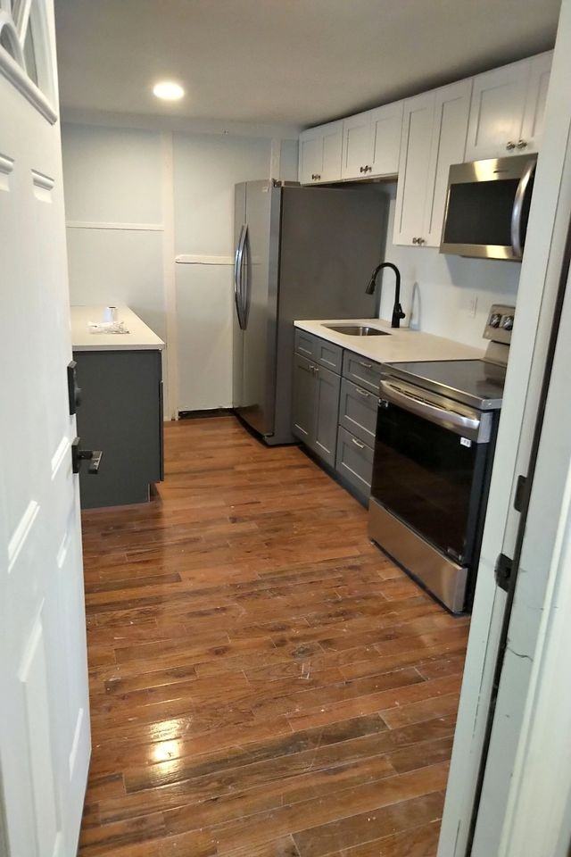 232 Myrtle Ave #1 - Photo 2 of 8