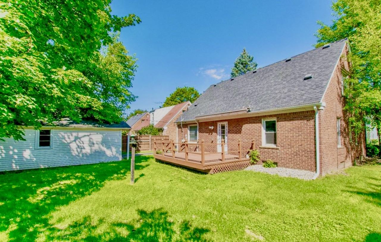1231 Washtenaw Rd #1SMALL - Photo 3 of 13