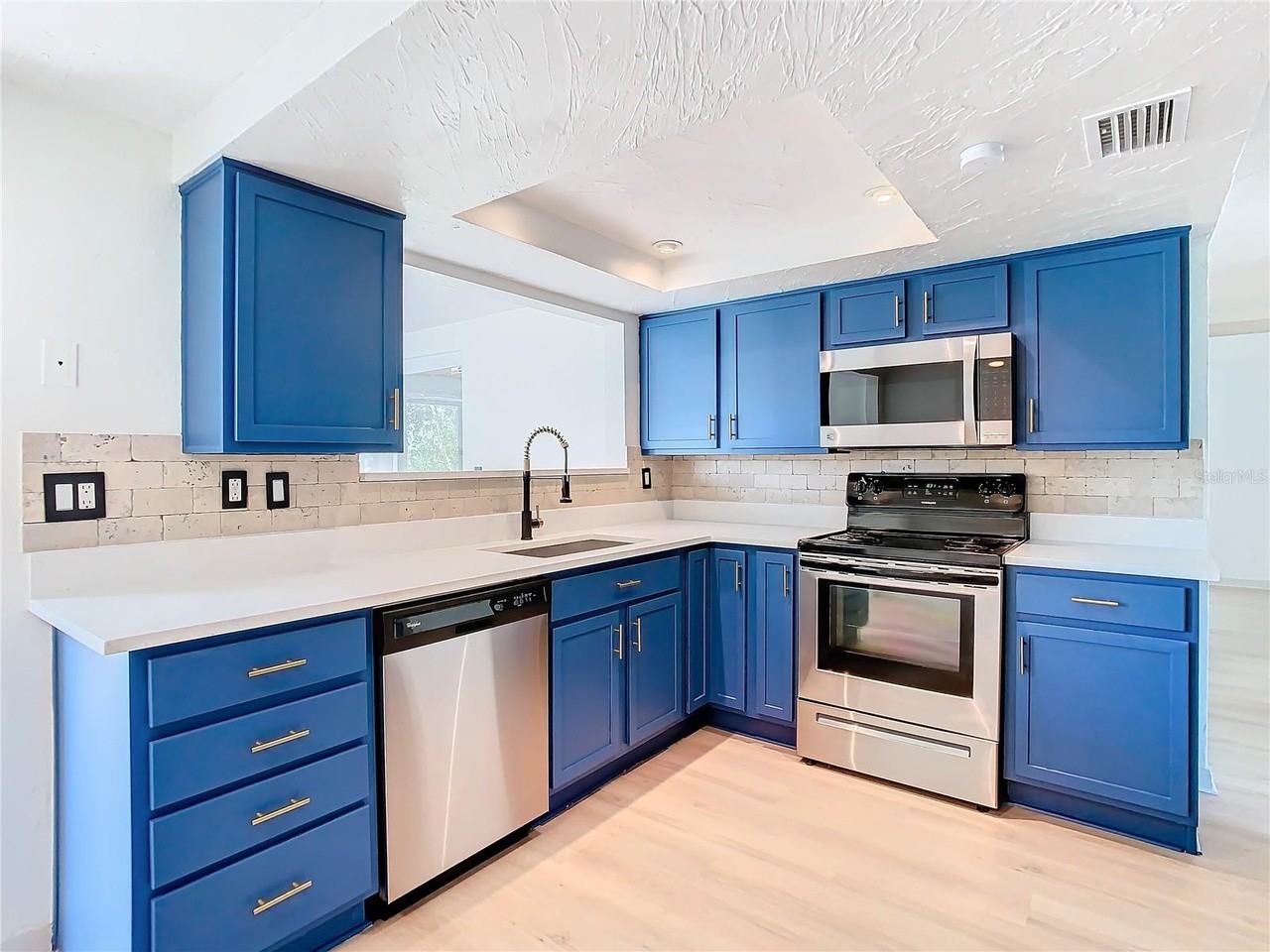 12701 Cornell Ct #NA - Photo 6 of 19