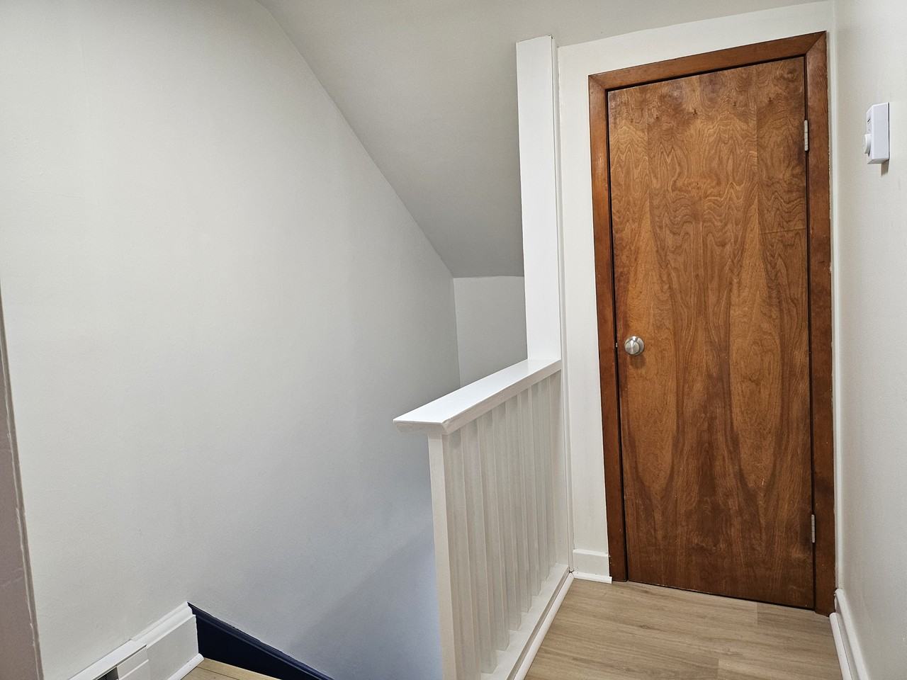 811 Washington Ave #2ndFL - Photo 6 of 21