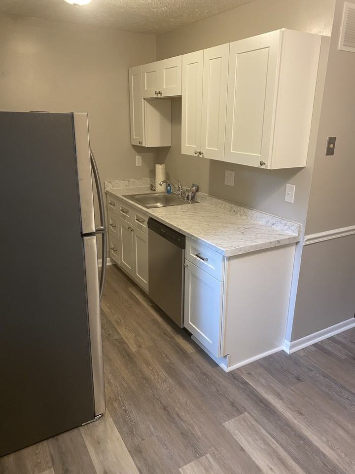 7723 Jandaracres Dr #3 - Photo 2 of 9