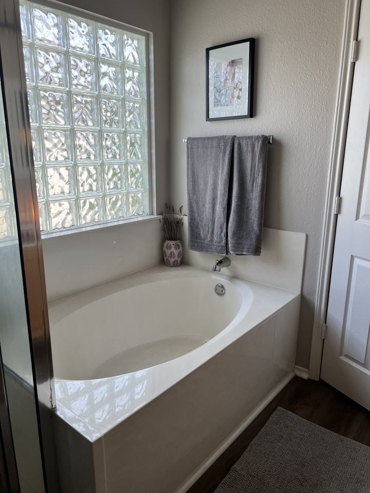 201 Cadillac Cv #NA - Photo 7 of 10