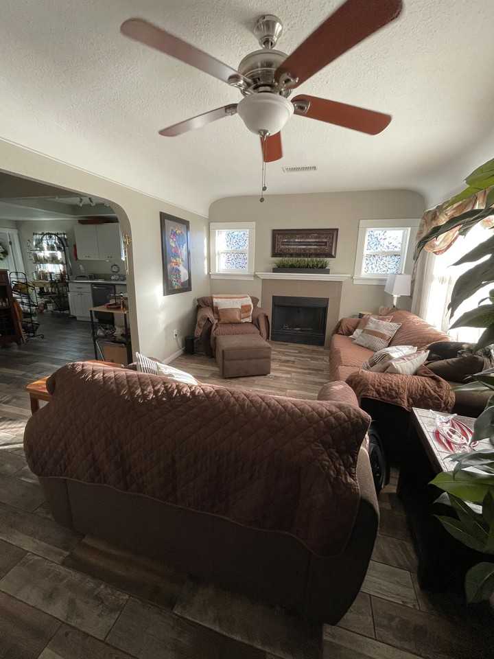 3435 Helix St #A - Photo 6 of 26