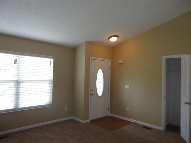 221 Choctaw Cir - Photo 2 of 14