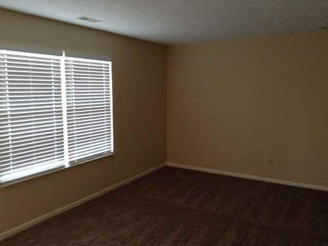 80 Waterstone Dr - Photo 3 of 12