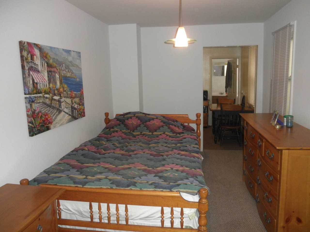 1013 S. East Ave. - Photo 2 of 7