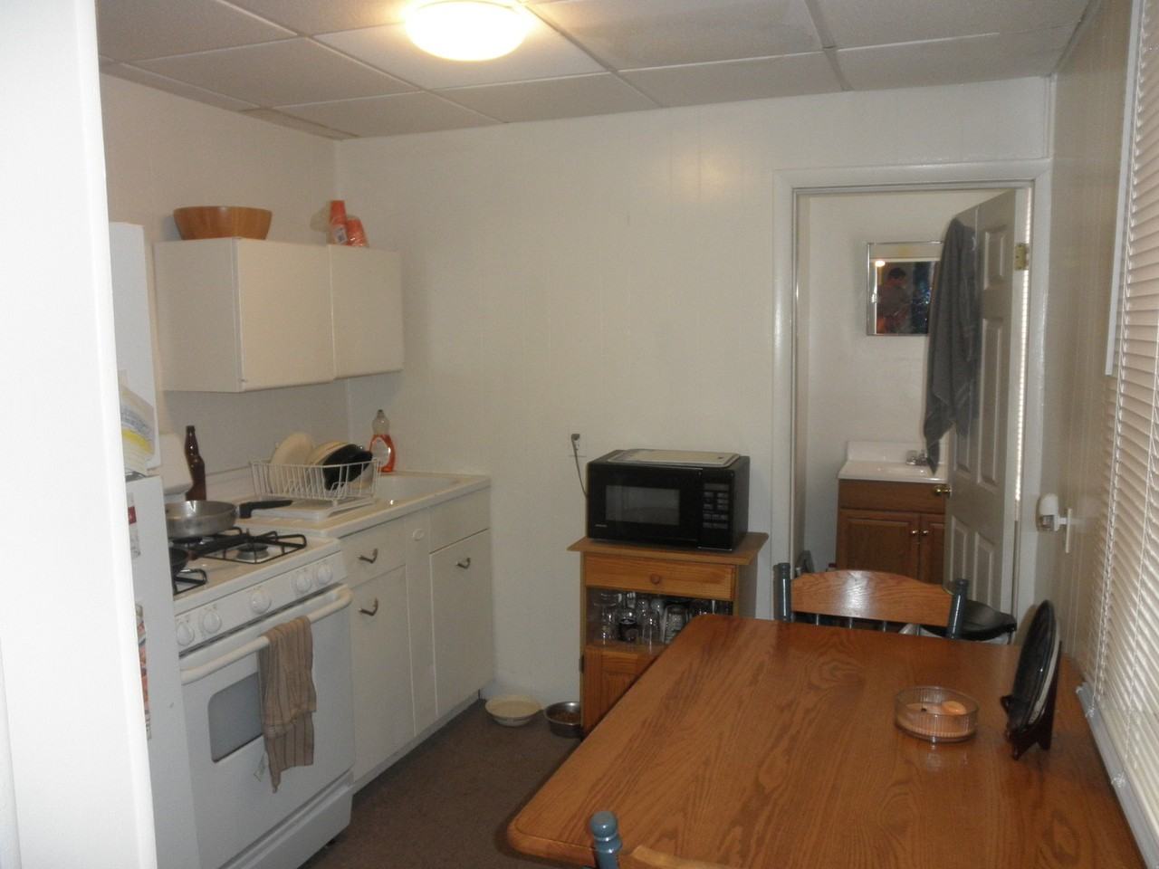 1013 S. East Ave. - Photo 3 of 7