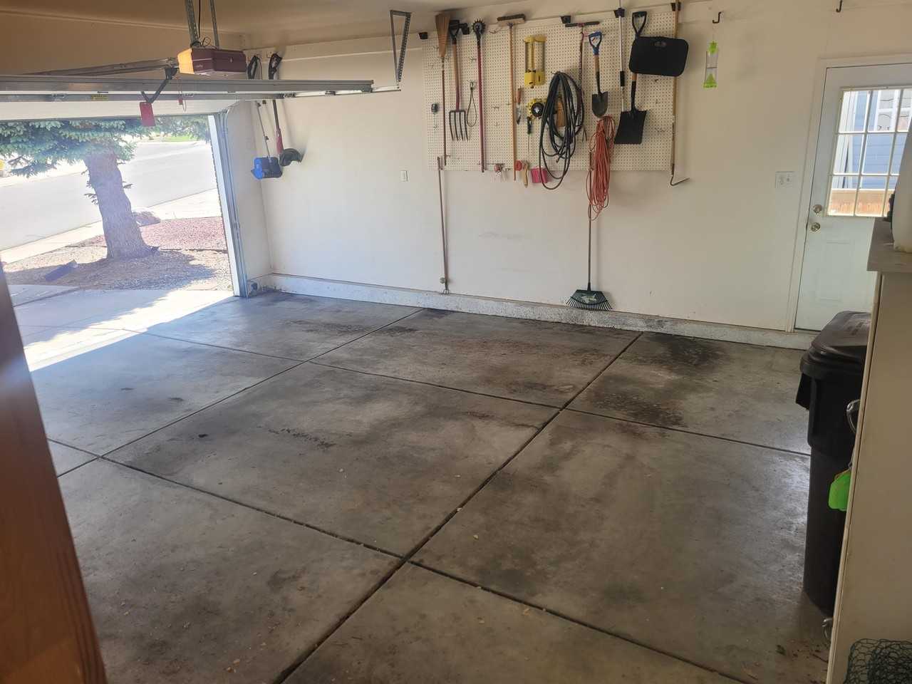 518 Saturn Dr #1 - Photo 2 of 9