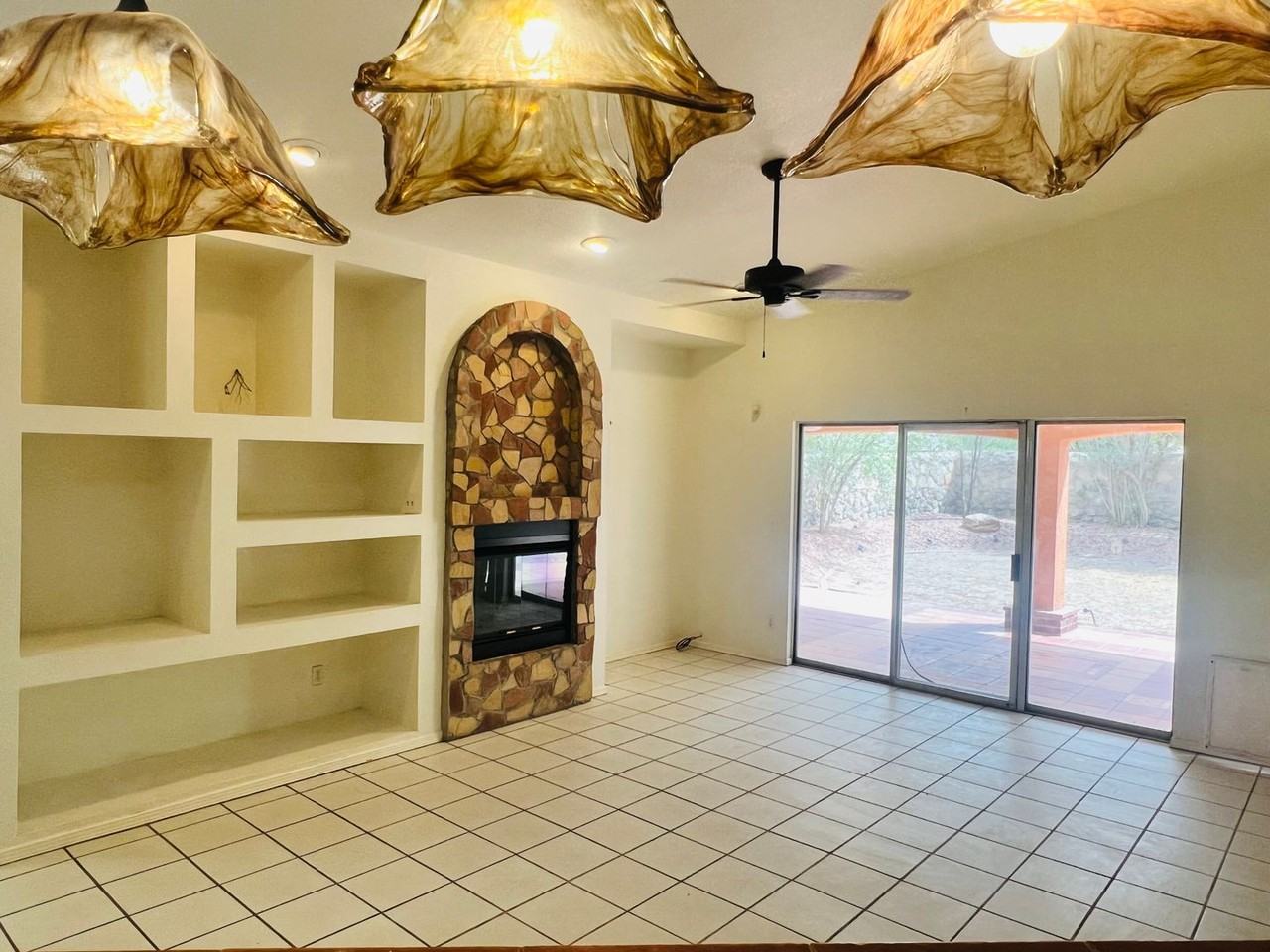 133 East Cloud Song Drive - Photo 6 of 11