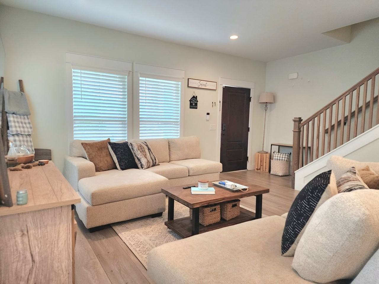 6219 Forest Pines Dr - Photo 4 of 20
