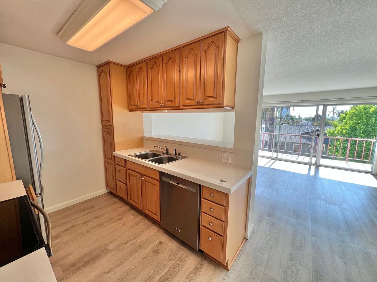 3609 E 2nd St - Photo 6 of 13