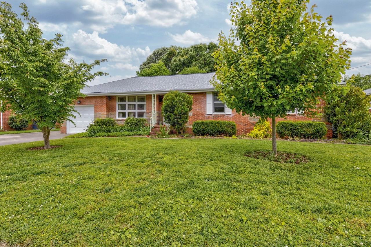 335 Faulk Rd - Photo 2 of 33