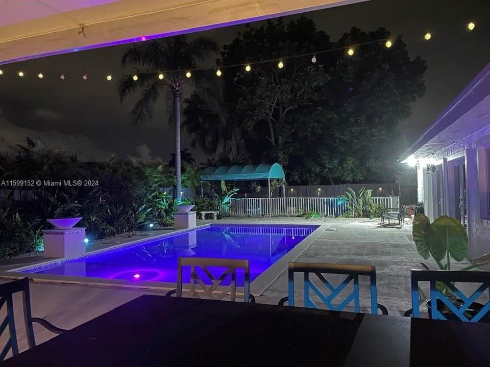 15551 Sw 155th Ave - Photo 2 of 12