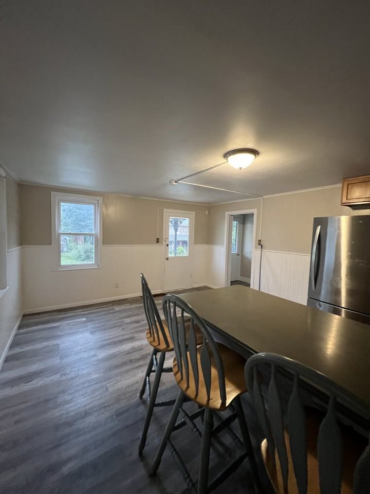 1360 E Main St #NA - Photo 2 of 11