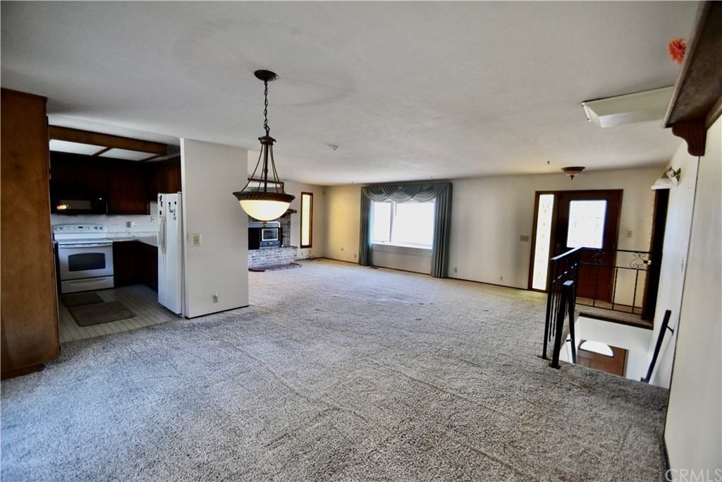 5416 Royal Oaks Dr #NA - Photo 4 of 13