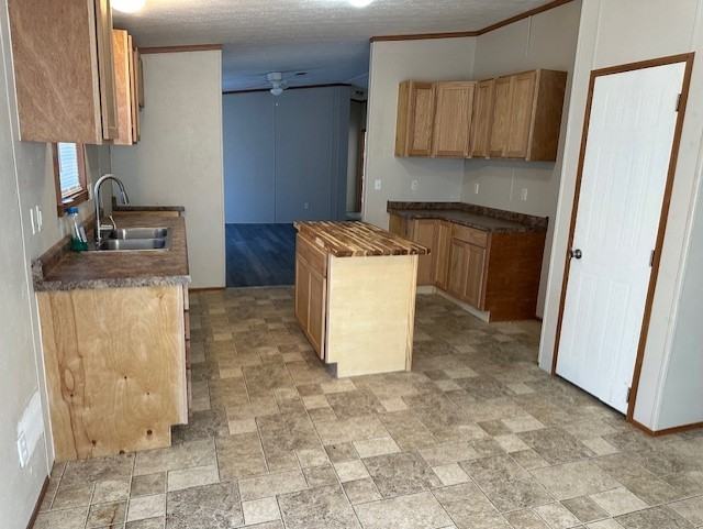 2208 Grove St #NA - Photo 3 of 10