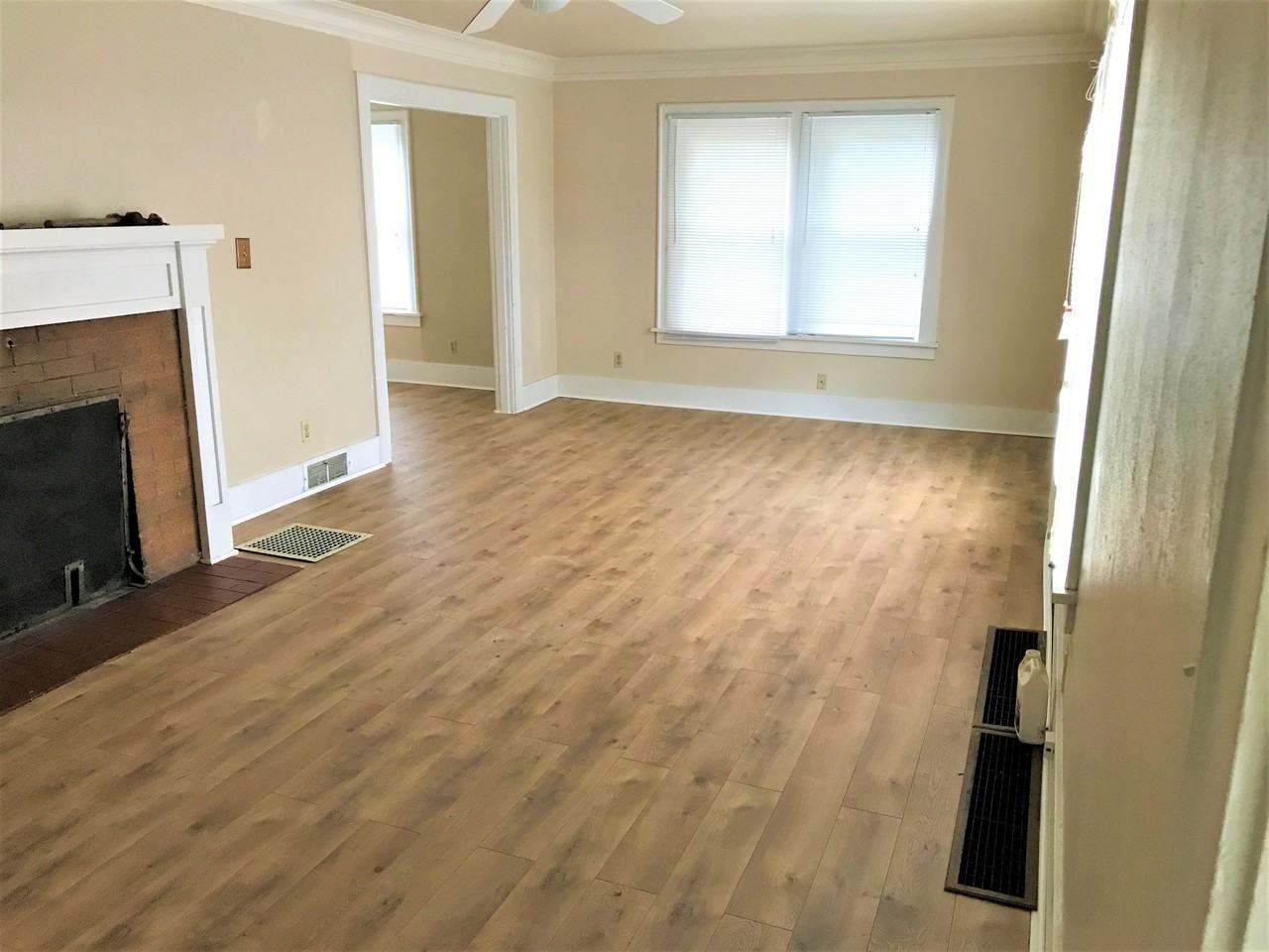 4200 Pasadena Pl Ne #6 - Photo 3 of 10