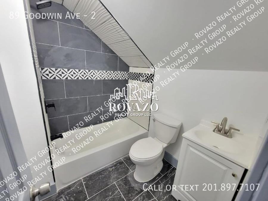 89 Goodwin Ave #2 - Photo 3 of 7