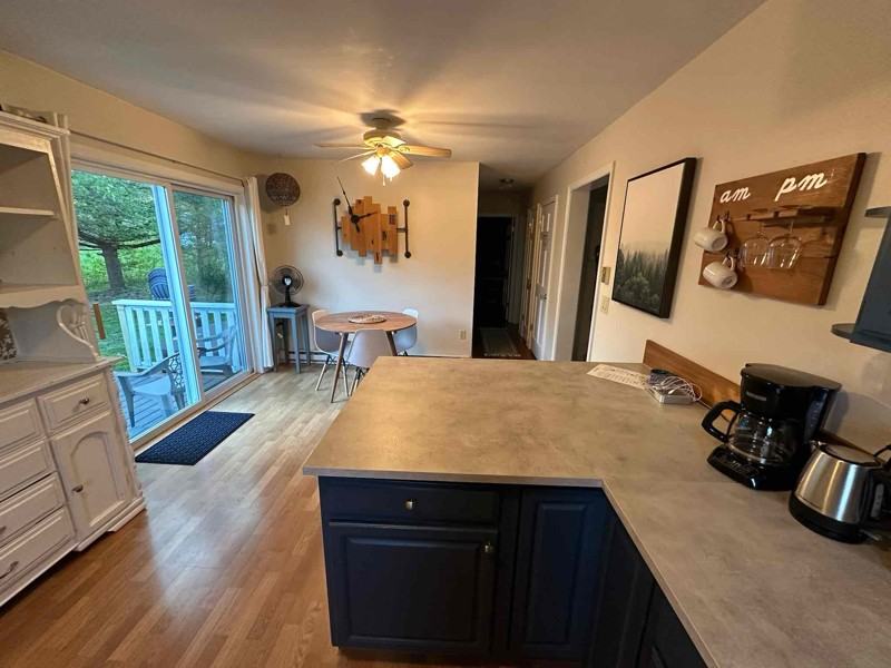 18 New York Ave - Photo 3 of 17