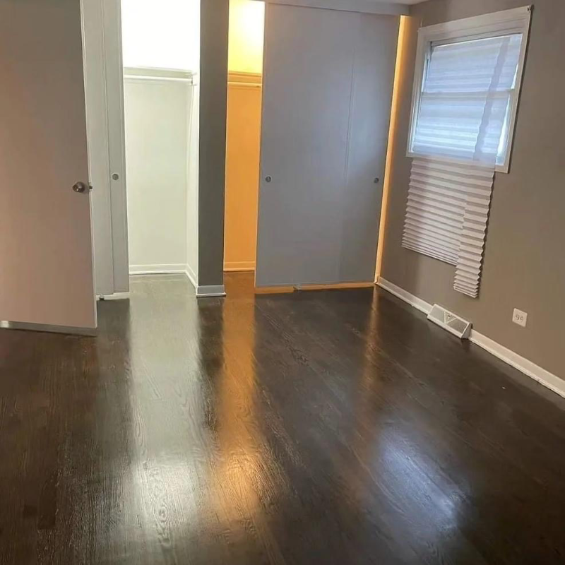 11724 S Throop St - Photo 3 of 9