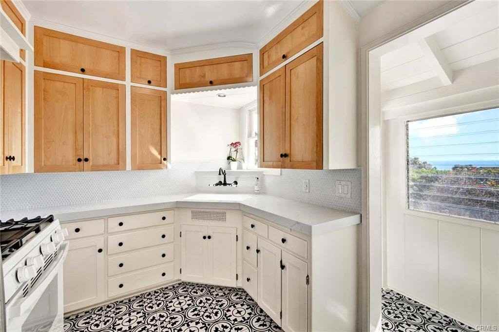 20 N Encino - Photo 3 of 8