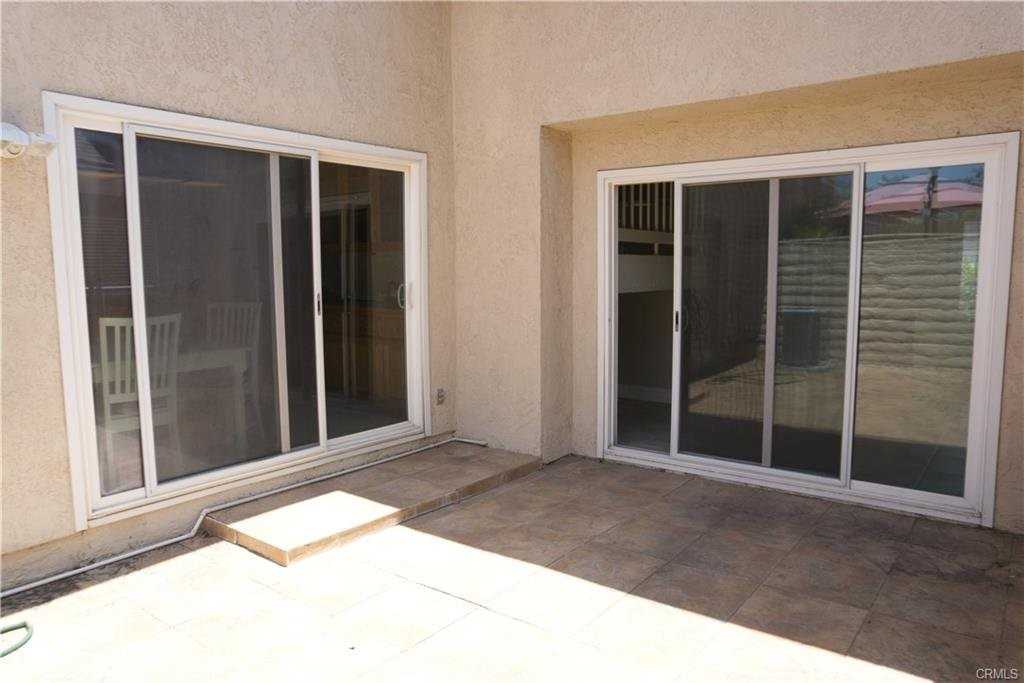 24 Dragonfly #20 - Photo 2 of 8