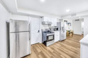 featured image of West Hazelwood Street