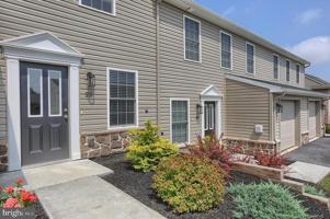 featured image of 22 Spring View St #1