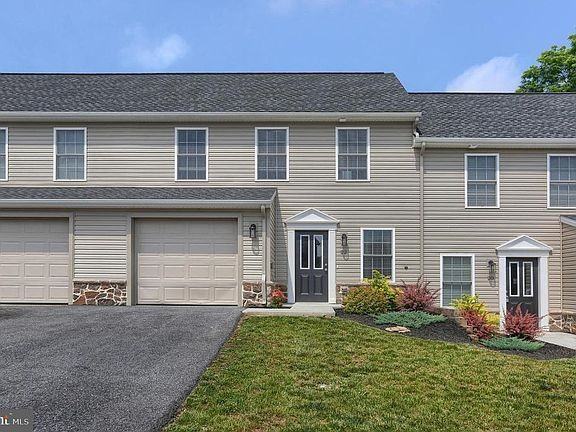 22 Spring View St #1 - Photo 2 of 38