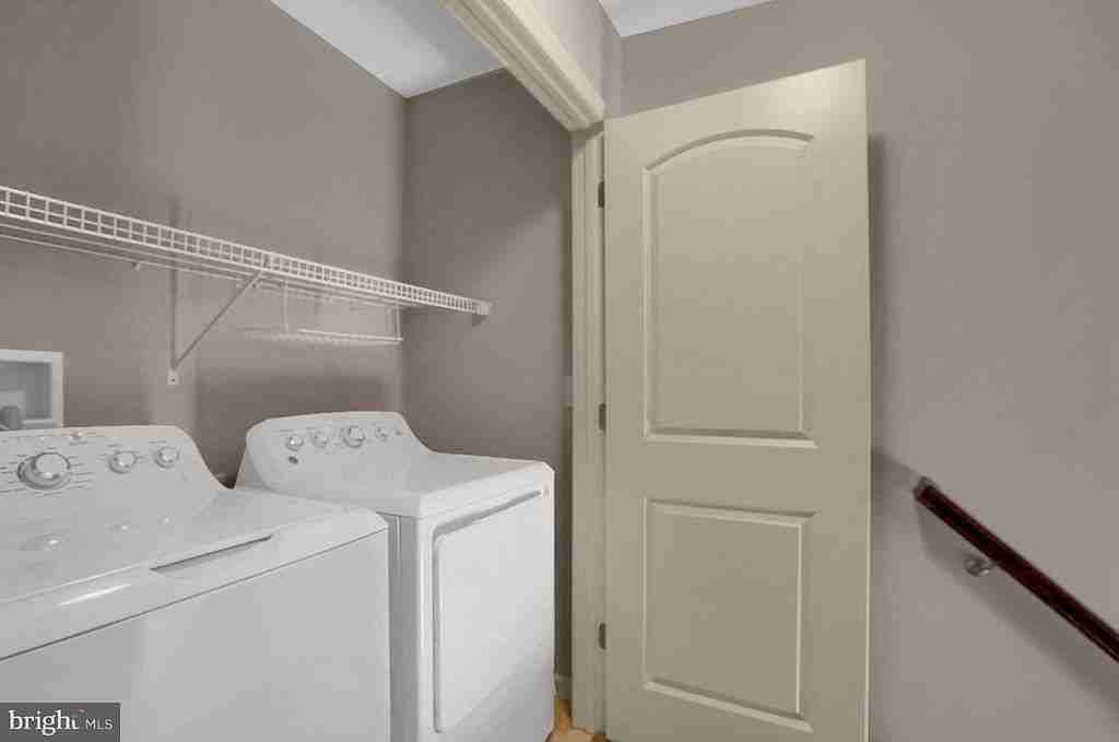 22 Spring View St #1 - Photo 6 of 38