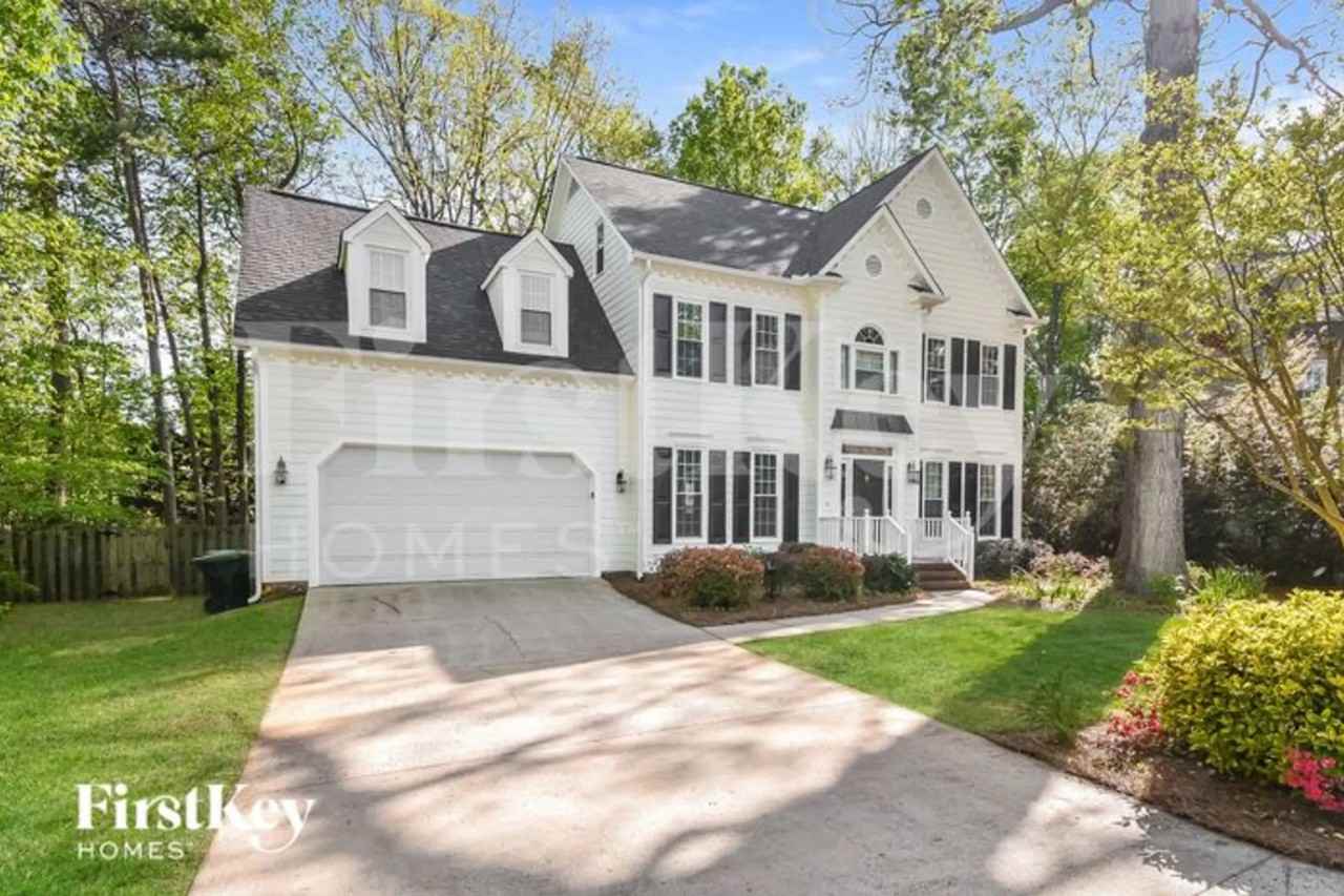 11 Stonebury Ct - Photo 2 of 15